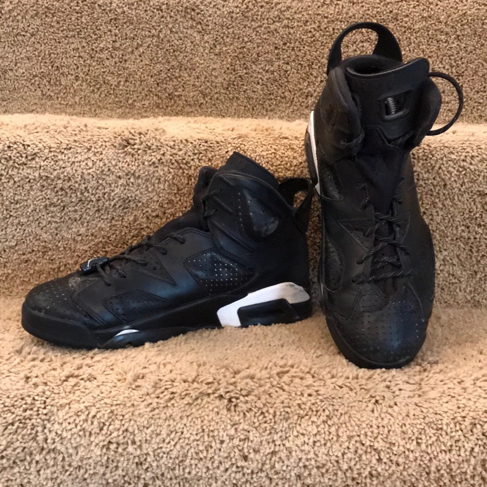Air Jordan 6 (Black)